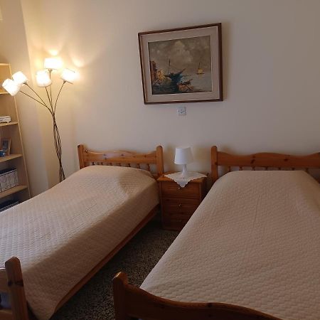 Seaside Family Apartment Loutraki Buitenkant foto