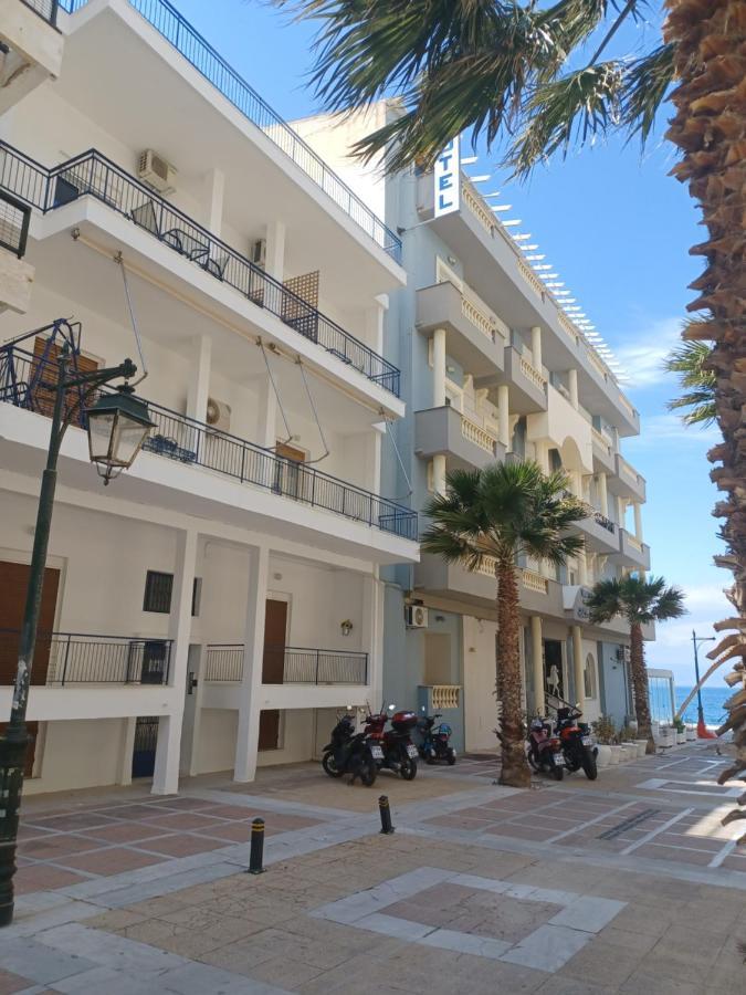 Seaside Family Apartment Loutraki Buitenkant foto