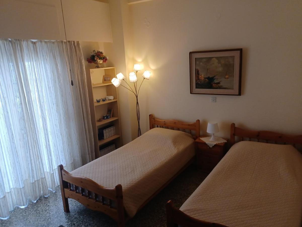 Seaside Family Apartment Loutraki Buitenkant foto