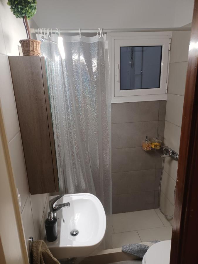 Seaside Family Apartment Loutraki Buitenkant foto