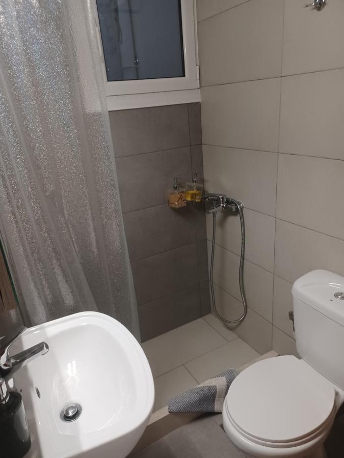 Seaside Family Apartment Loutraki Buitenkant foto